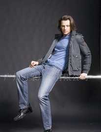 一站式视觉解决方案 从服装摄影、产品摄影到画册设计与印刷，兼谈专业二手设备转让